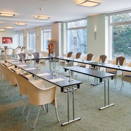 Holiday Inn Prague By Ihg Esterno foto