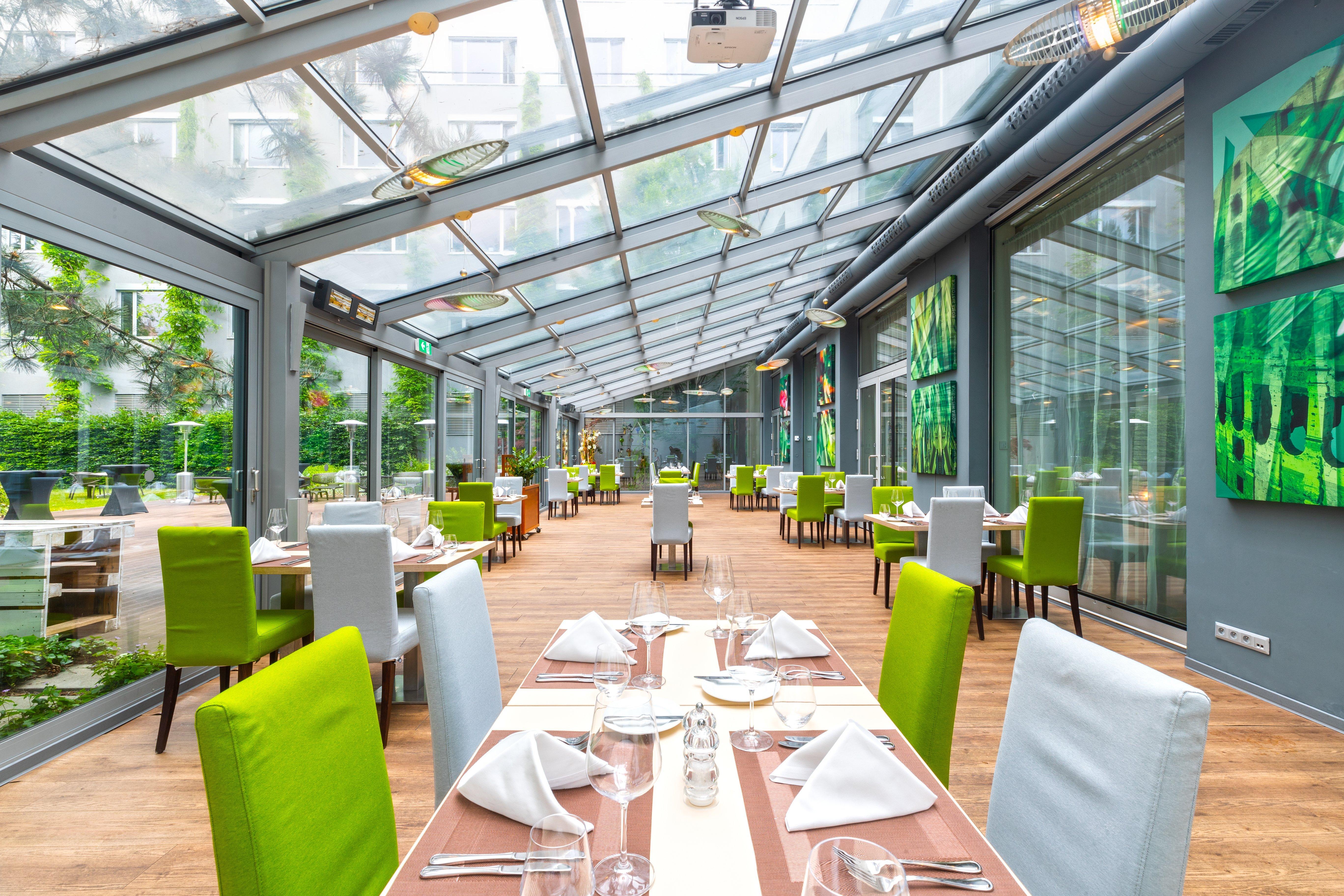 Holiday Inn Prague By Ihg Esterno foto