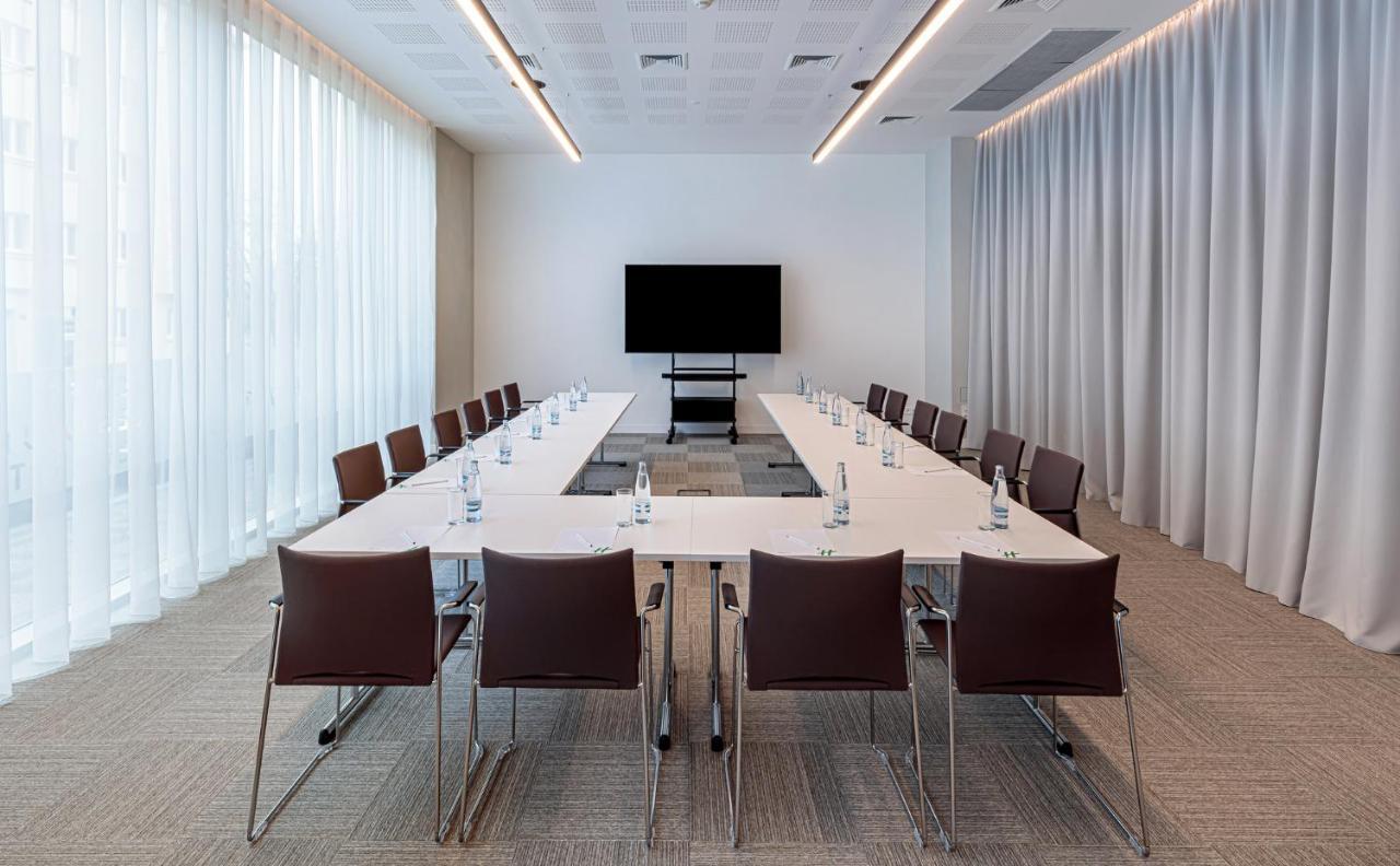 Holiday Inn Prague By Ihg Esterno foto
