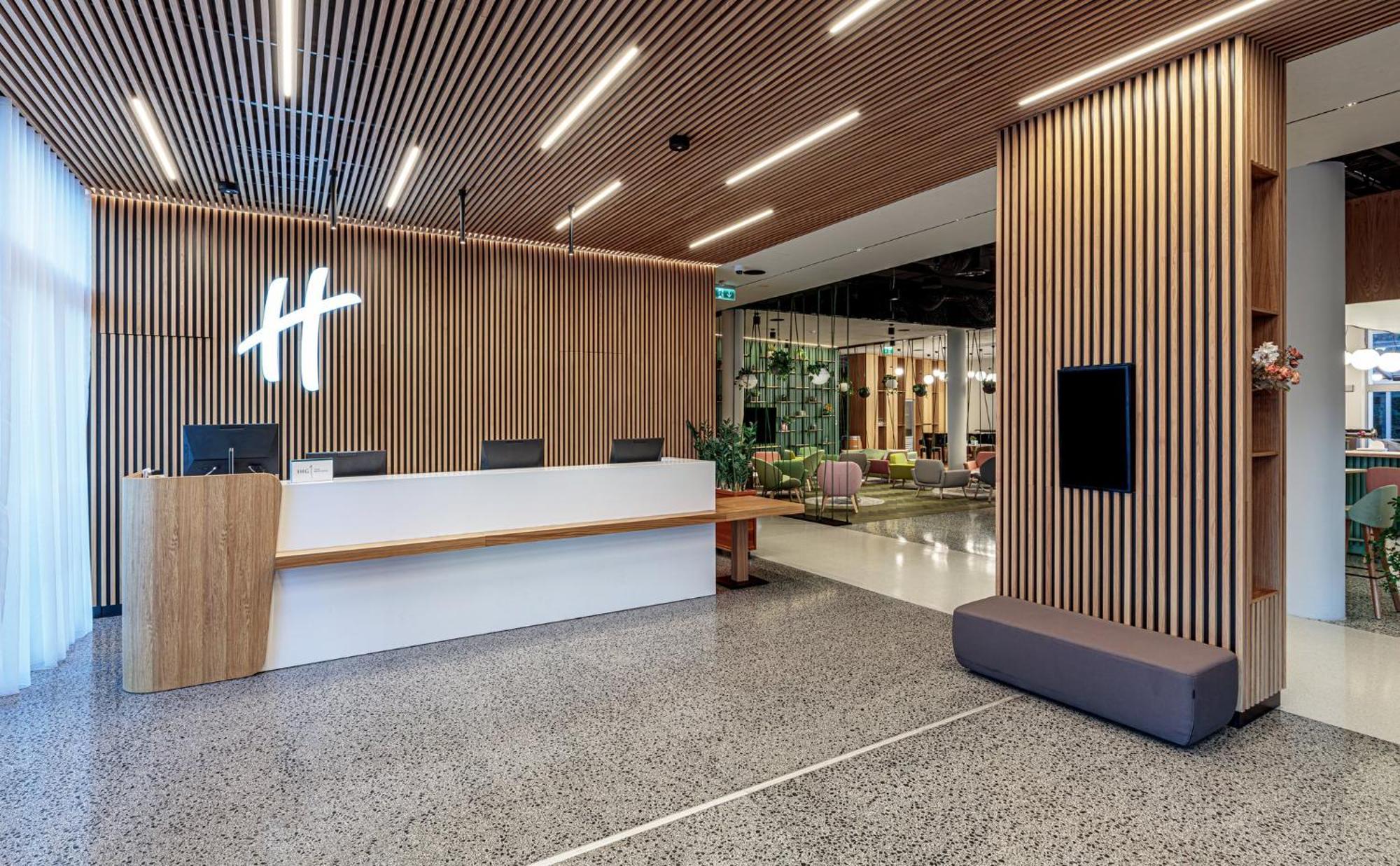 Holiday Inn Prague By Ihg Esterno foto