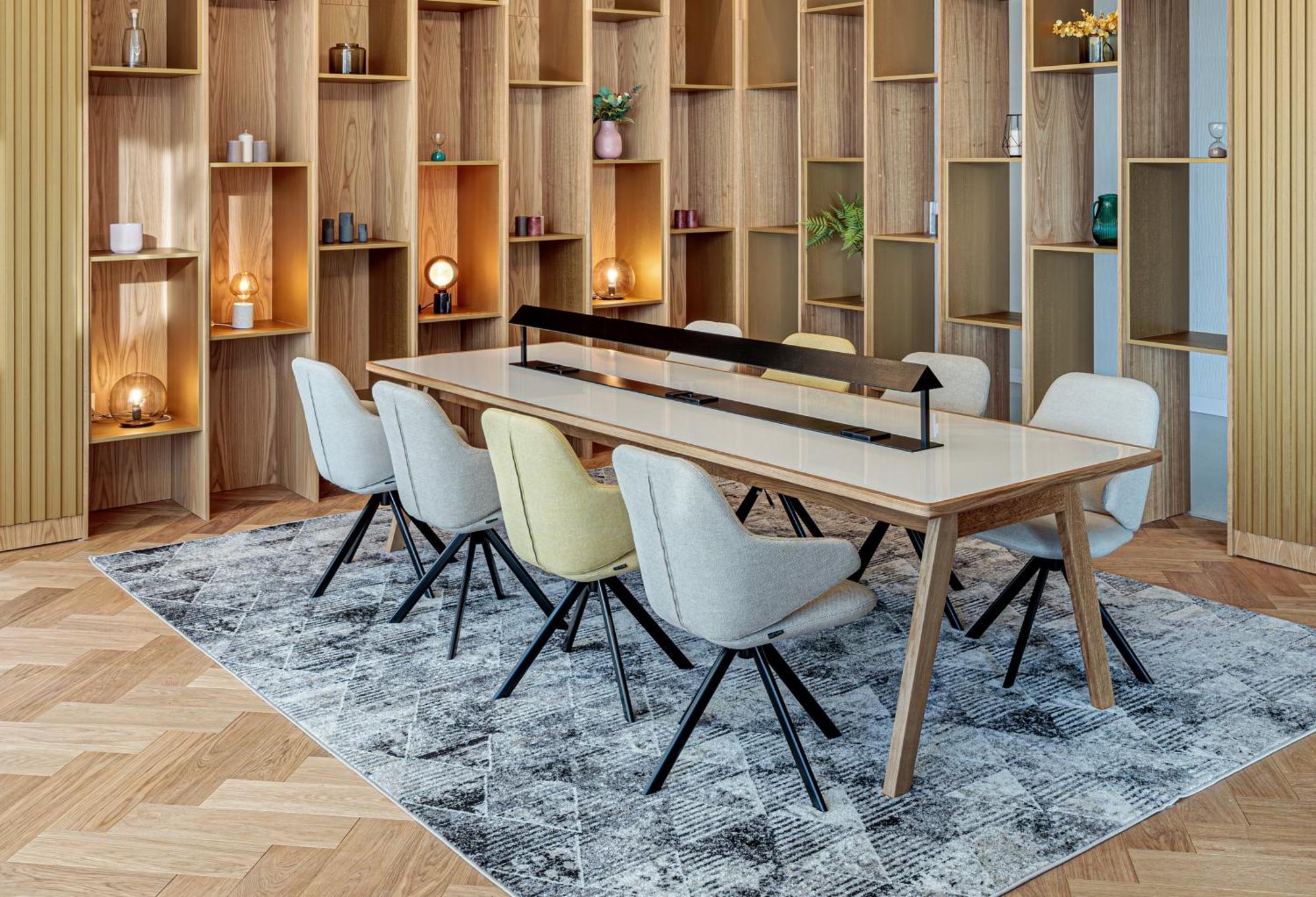Holiday Inn Prague By Ihg Esterno foto